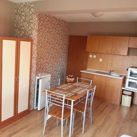 Hristovi Apartments & Studios Pomorie Exterior foto