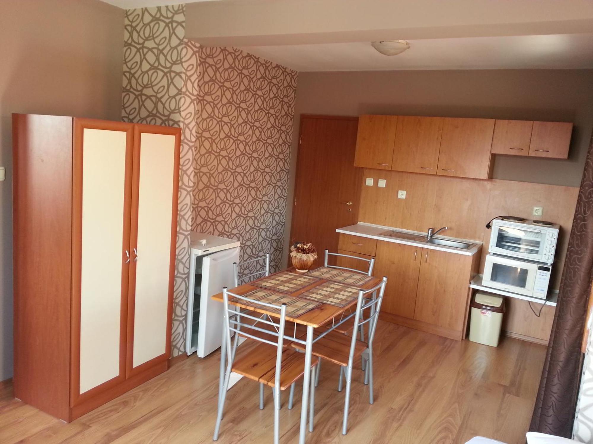 Hristovi Apartments & Studios Pomorie Exterior foto