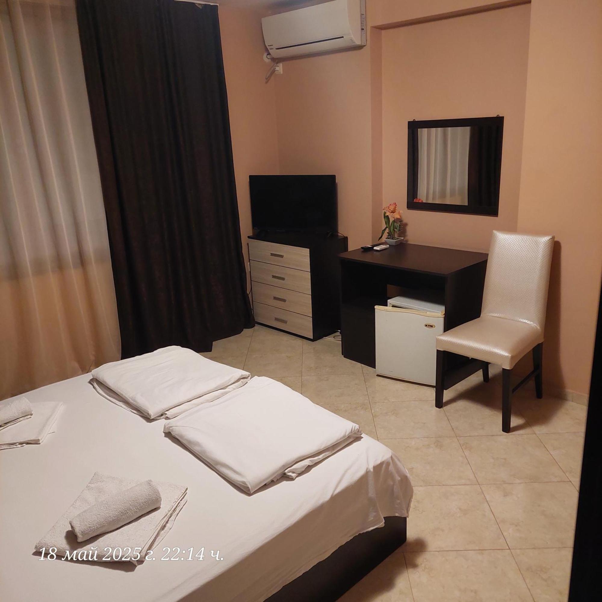Hristovi Apartments & Studios Pomorie Exterior foto